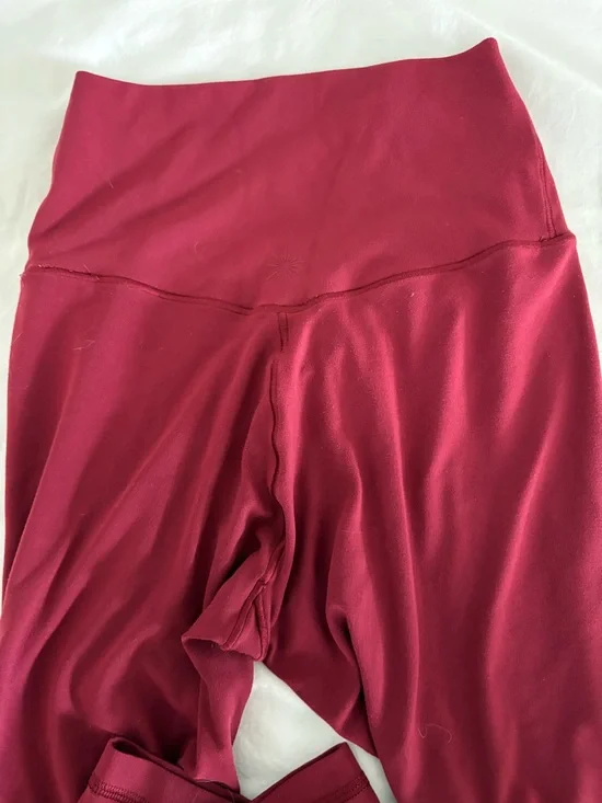 OFFLINE by Aerie Real Me High Waisted Crossover Legging (Small Short) - Picture 5 of 6